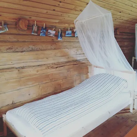 Деревянный коттедж Havu Arctic Holidays